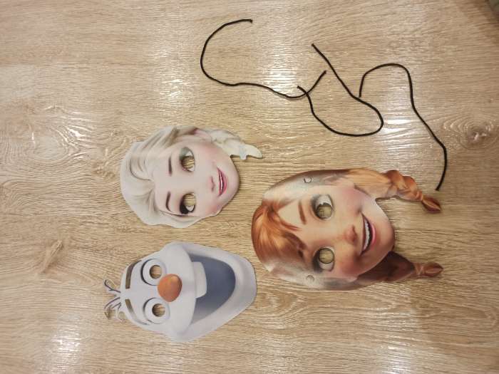 Фотография покупателя товара Набор карнавальных масок "Эльза, Анна, Олаф", 3 штуки, Холодное Сердце