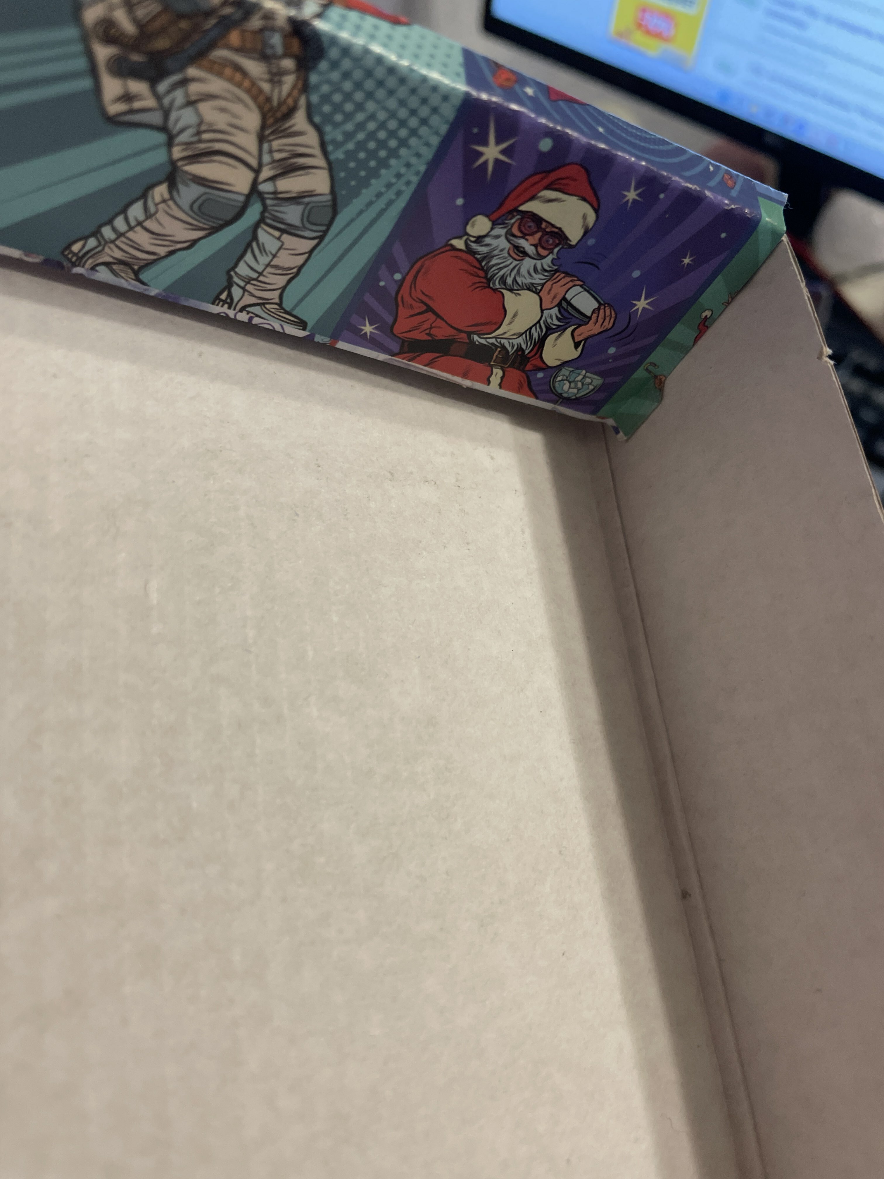 Фотография покупателя товара Коробка сборная крышка-дно с окном, "Pop-art улётный новый год", 26 х 21 х 4 см
