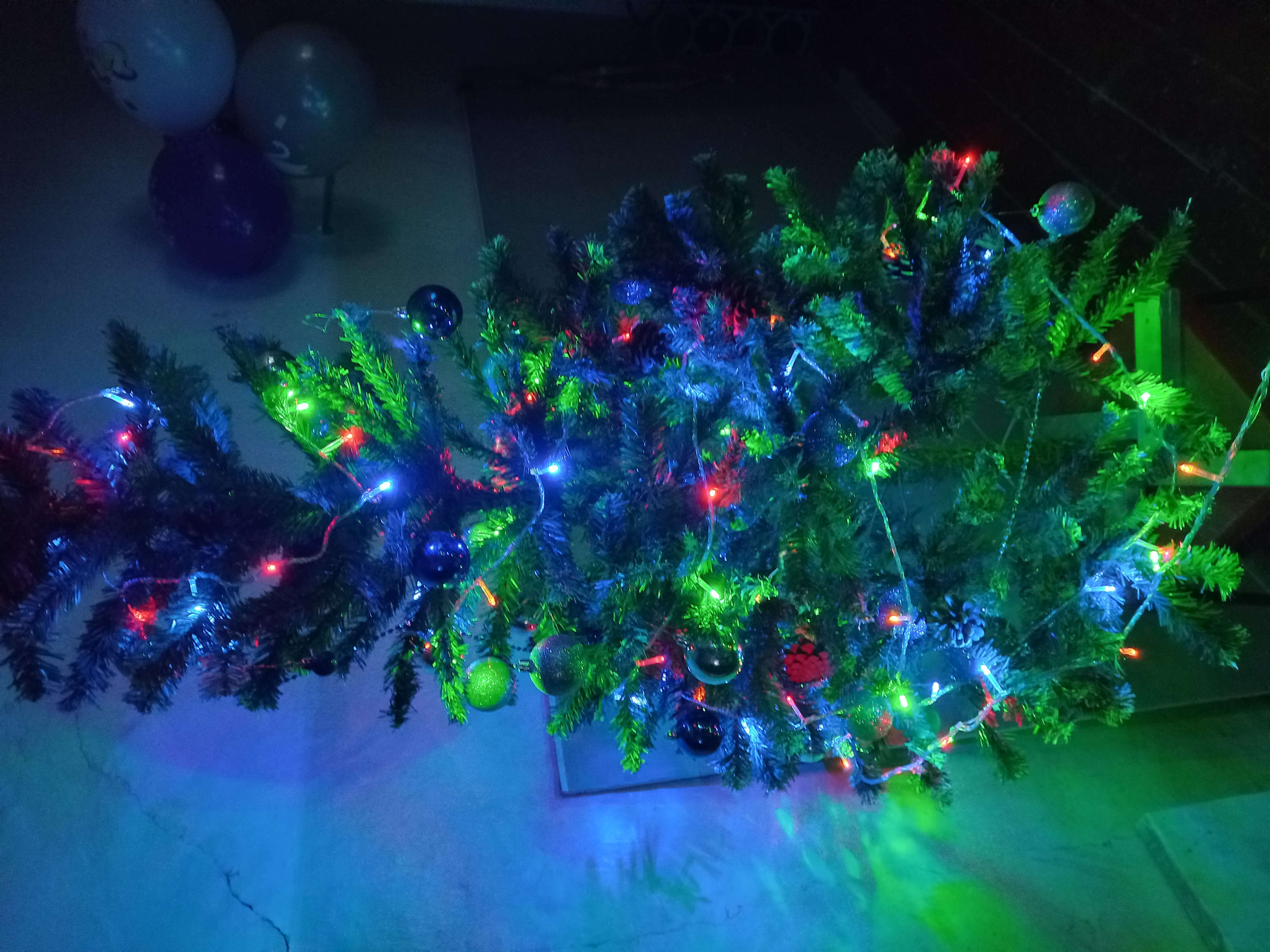 Фотография покупателя товара Гирлянда «Нить» 20 м, IP20, тёмная нить, 200 LED, свечение синее, 8 режимов, 220 В - Фото 44