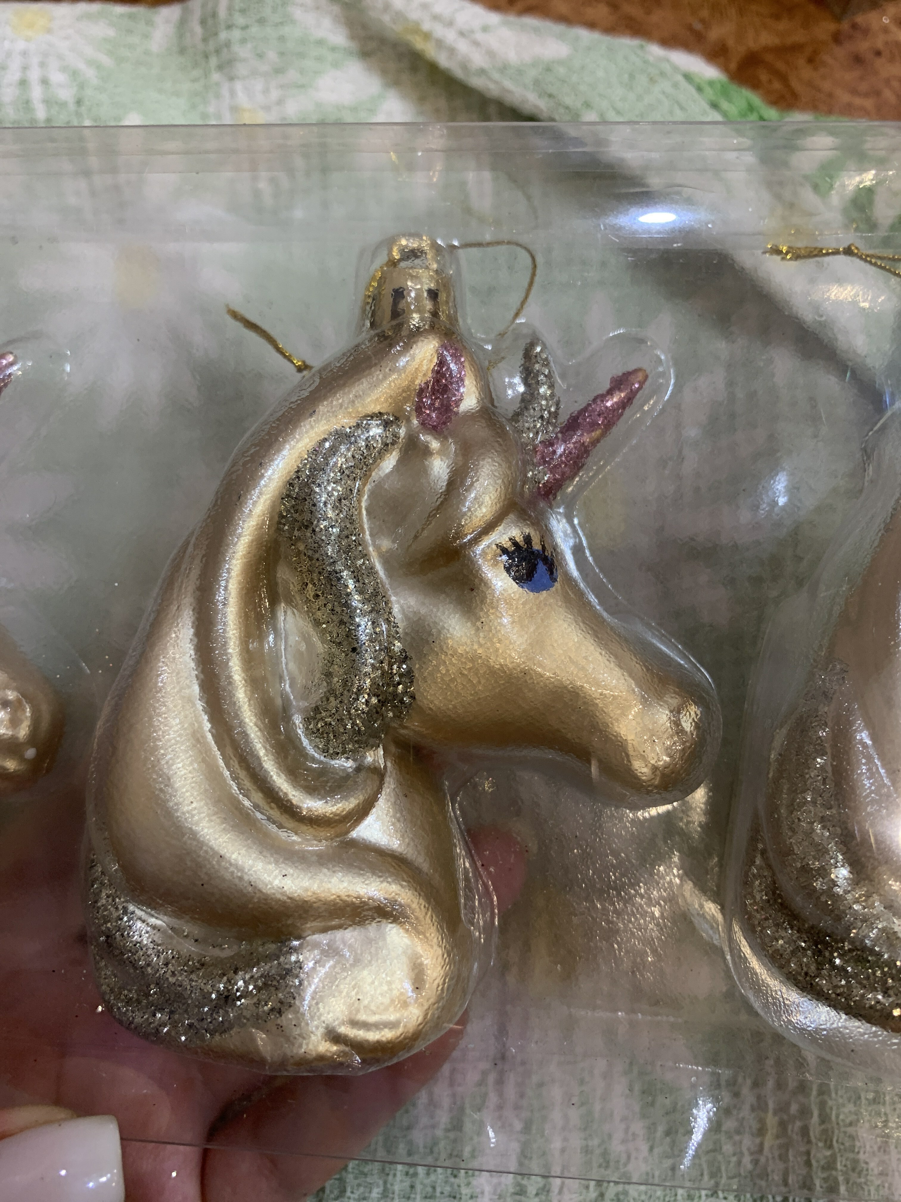 Фотография покупателя товара Украшение ёлочное "Единорог" (набор 3 шт) 10х7 см, золото - Фото 2