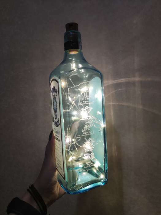 Фотография покупателя товара Гирлянда «Нить» 1 м роса с пробкой, IP20, серебристая нить, 10 LED, свечение фиолетовое, LR44х3 - Фото 48