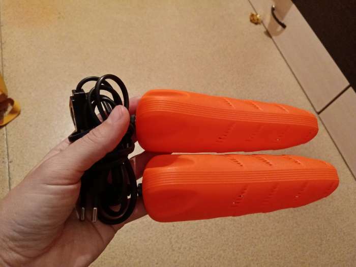 Фотография покупателя товара Сушилка для обуви "Старт" SD04, 12 Вт, 15 см, индикатор, оранжевая - Фото 3