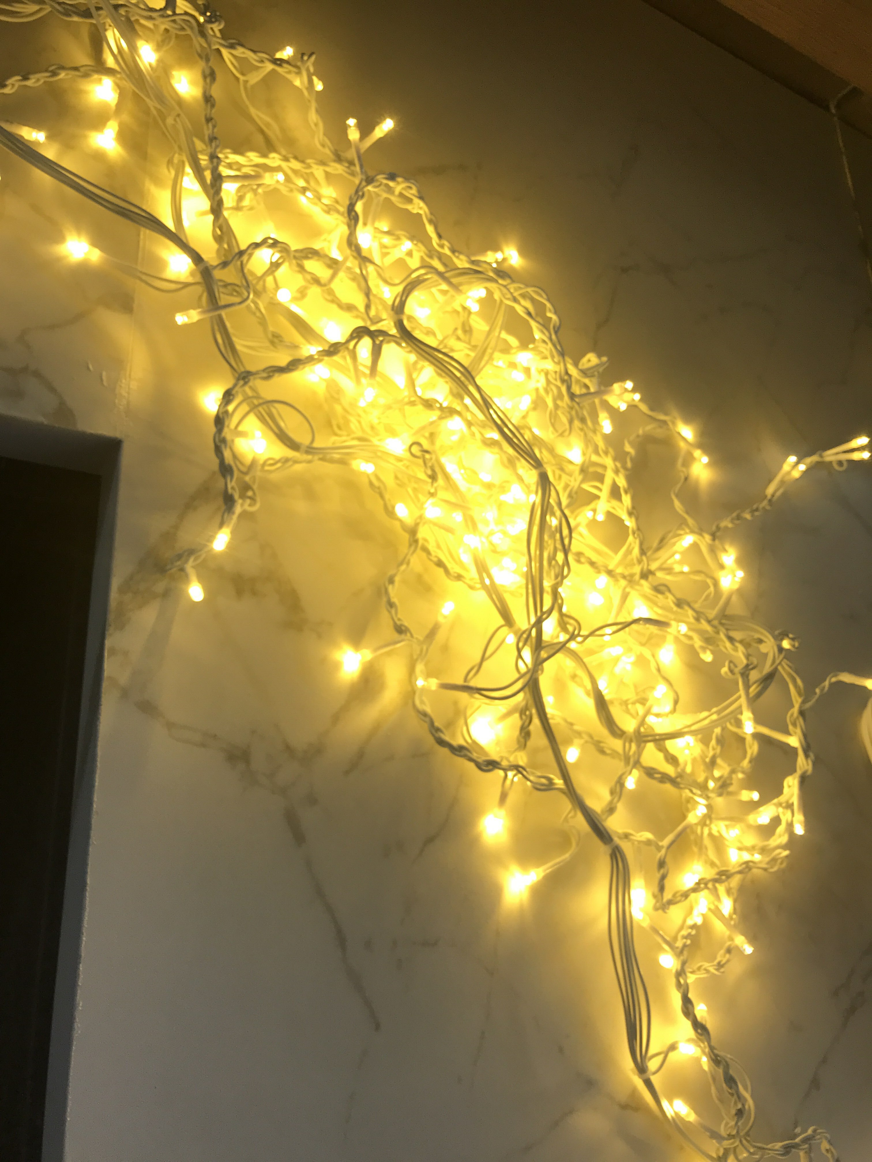Фотография покупателя товара Гирлянда «Бахрома» 3 × 0.6 м, IP44, УМС, белая нить, 160 LED, свечение жёлтое, 220 В - Фото 11