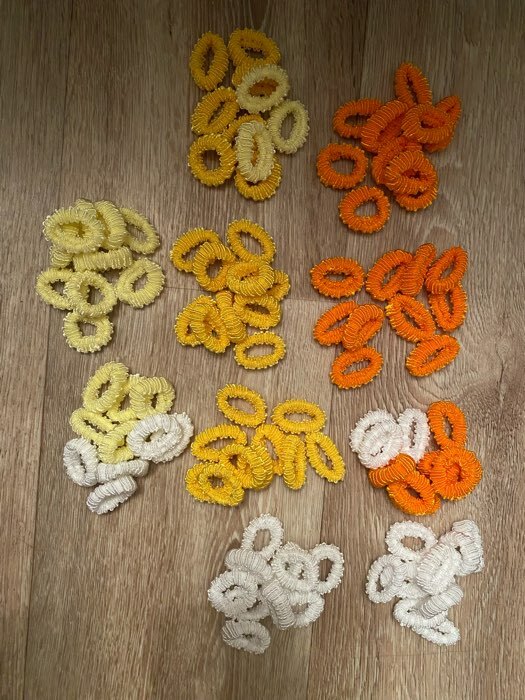 Фотография покупателя товара Резинка для волос "Махрушка" (набор 100 шт) 2,5 см, белый жёлтый оранжевый