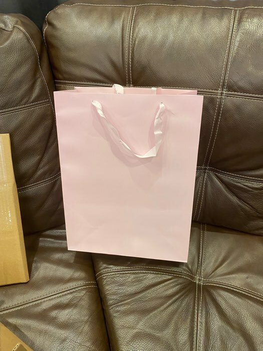 Фотография покупателя товара Пакет подарочный ламинированный «Синий», 18×23×10 см - Фото 6