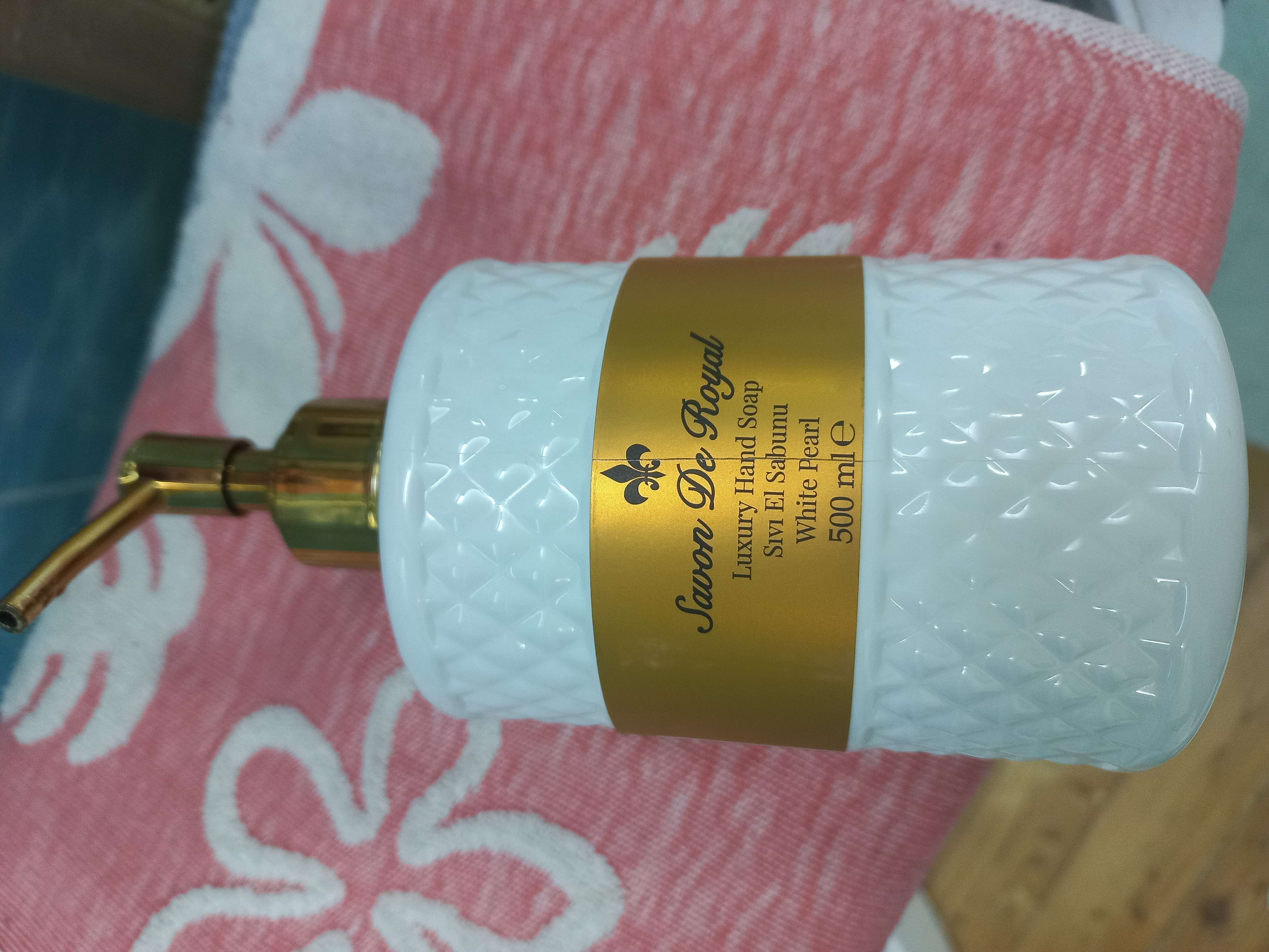 Фотография покупателя товара Жидкое парфюмированное мыло для рук "Savon De Royal" белая жемчужина , 500 мл
