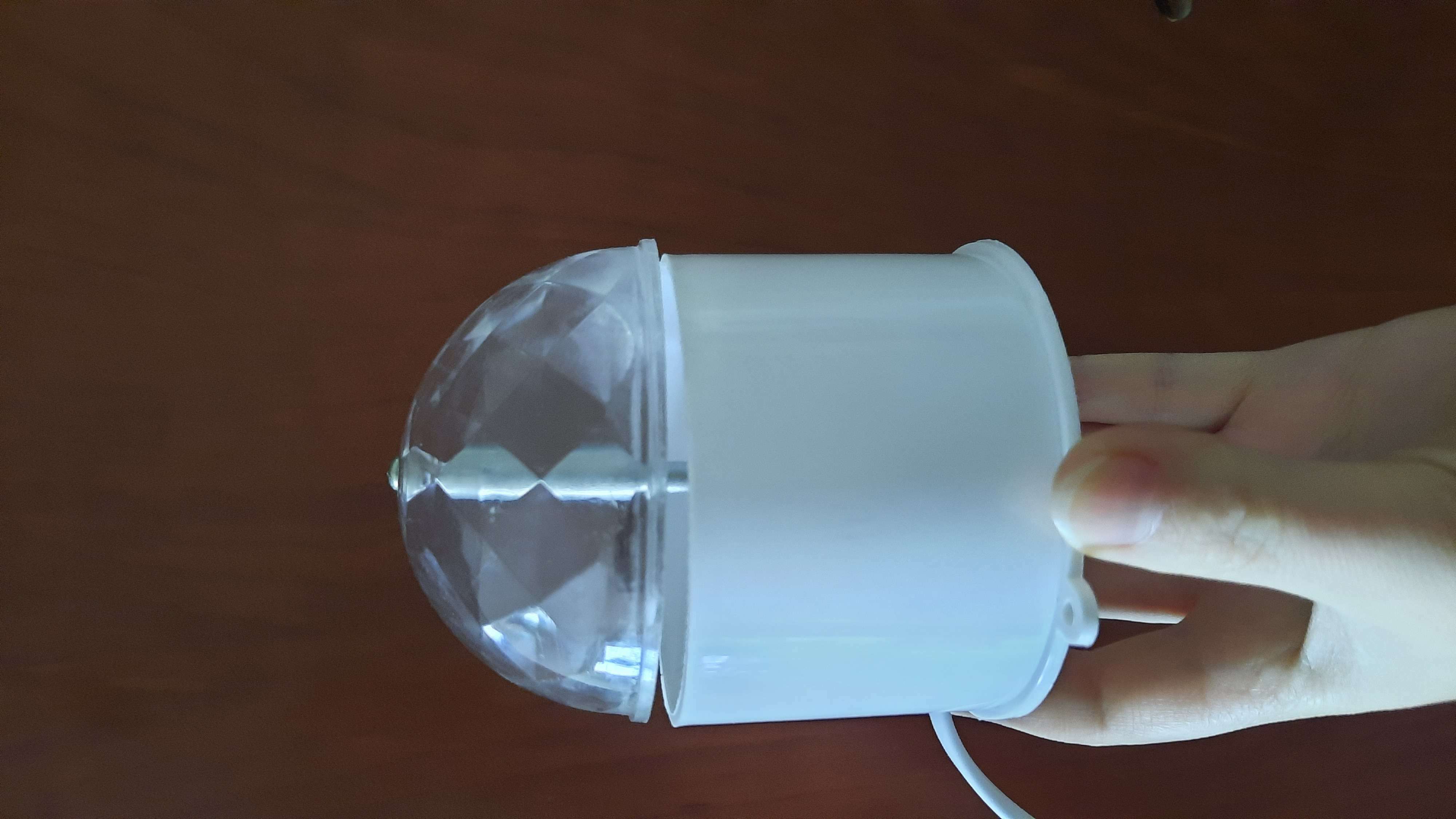 Фотография покупателя товара Световой прибор «Хрустальный шар» 7.5 см, свечение RGB, 220 В, белый - Фото 32