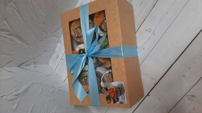 Фотография покупателя товара Упаковка под 6 капкейков с окном, крафт, 25 х 17 х 10 см - Фото 14