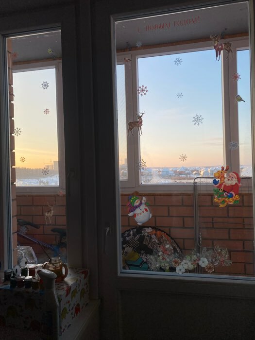 Фотография покупателя товара Виниловые наклейки на окна «Новогодний праздник», многоразовые, 70 х 25 см, Новый год - Фото 13
