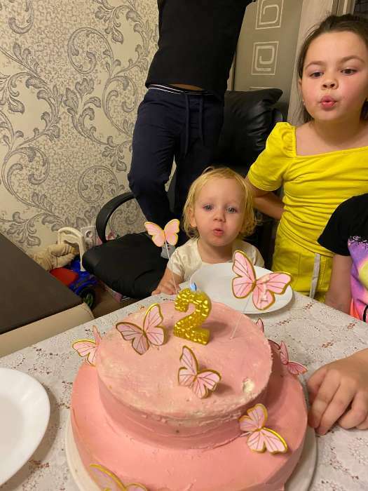 Фотография покупателя товара Набор для украшения торта «Бабочки» 10 шт., цвет розовый - Фото 10