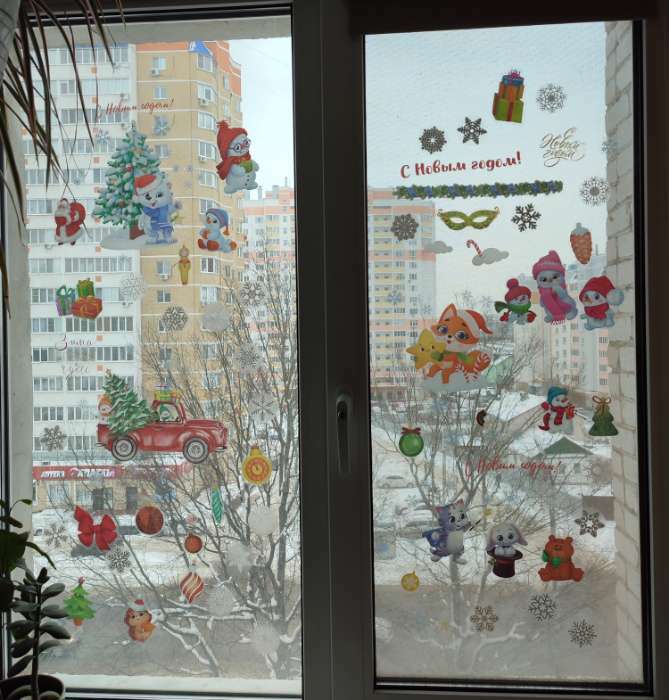 Фотография покупателя товара Виниловая наклейка на окно «Лисичка в облаках», многоразовая, 20 × 34,5 см - Фото 3