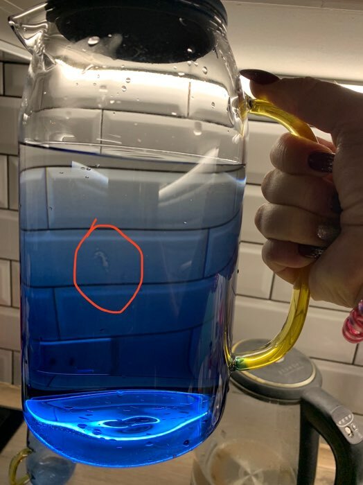 Фотография покупателя товара Набор для напитков из стекла «Модерн», 3 предмета: кувшин 1,5 л, 2 кружки 300 мл, цвет синий - Фото 3