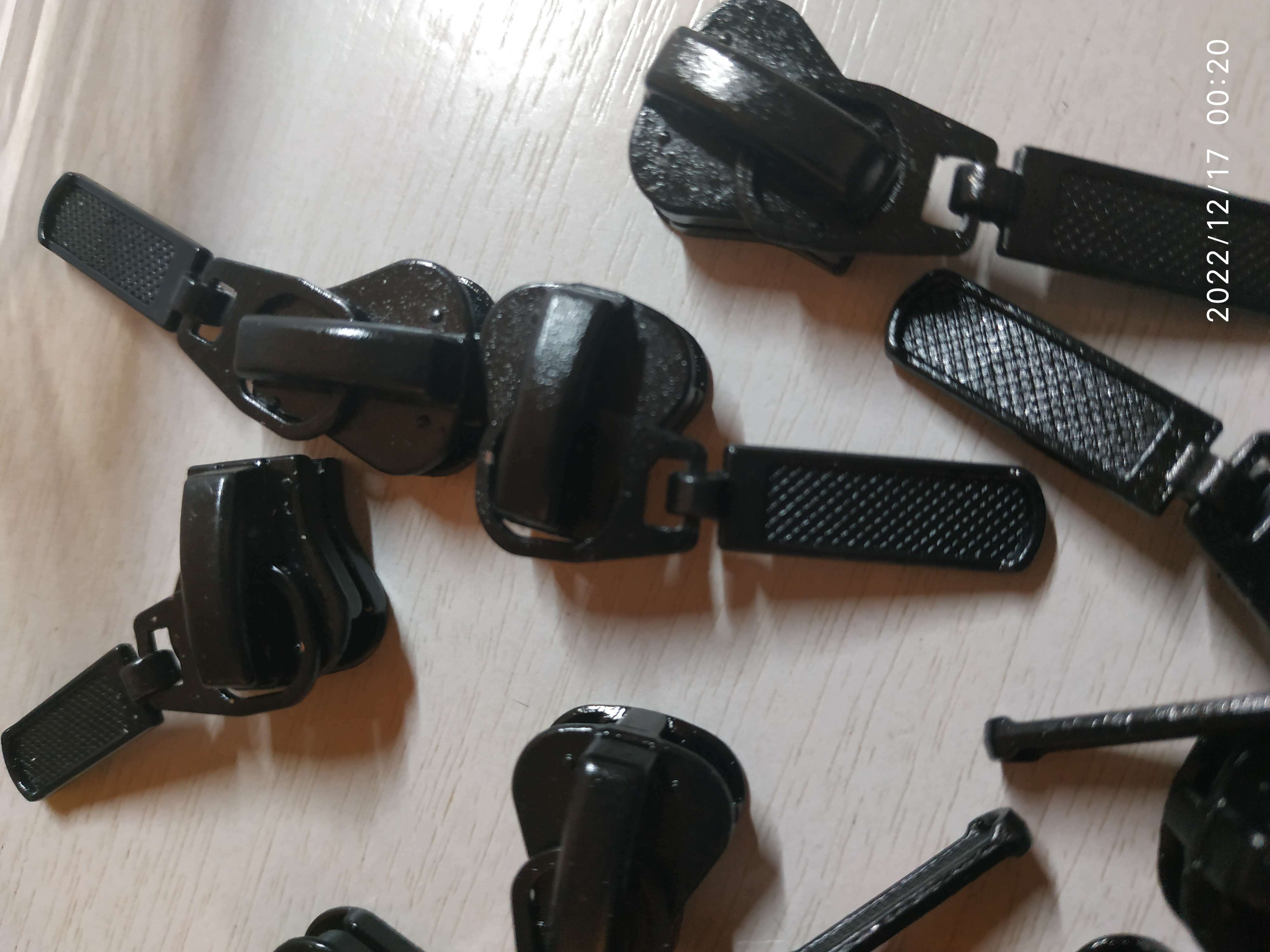 Фотография покупателя товара Бегунок для молнии «Трактор», №8, автоматический, набор 10 шт., чёрный - Фото 1