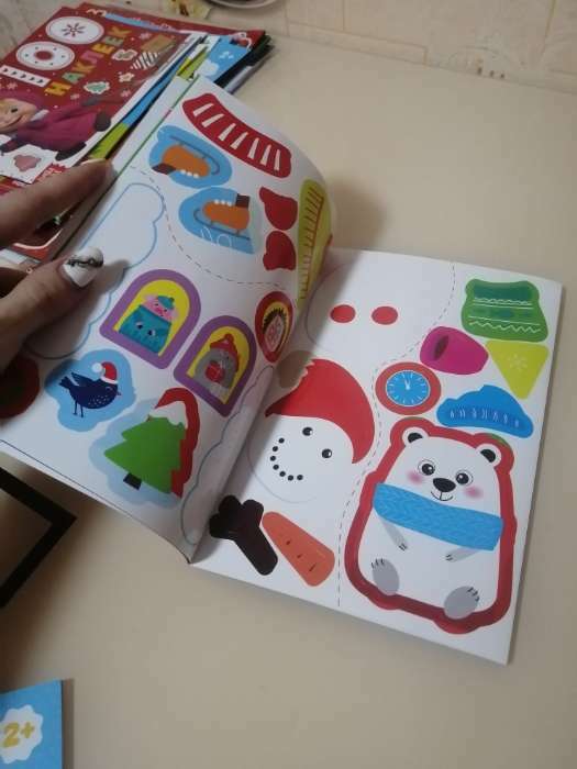 Фотография покупателя товара Новогодние аппликации наклейками «Белочка»
