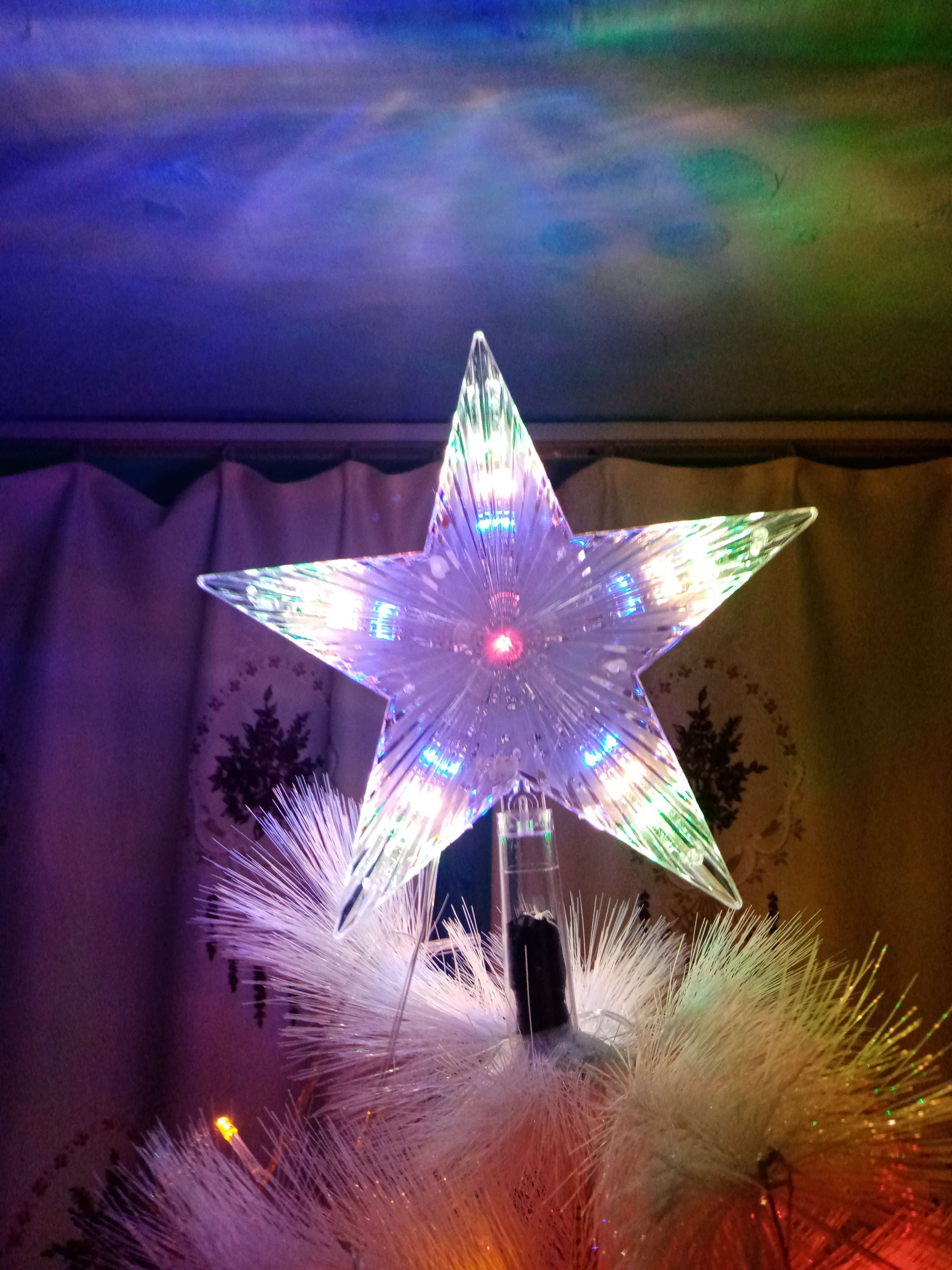 Фотография покупателя товара Светодиодная верхушка на ёлку «Звезда белая» 22 см, 30 LED, провод 2 метра, 220 В, свечение мульти