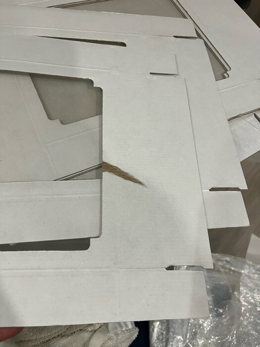 Фотография покупателя товара Коробка сборная, крышка-дно, с окном, белая, 26 х 21 х 4 см