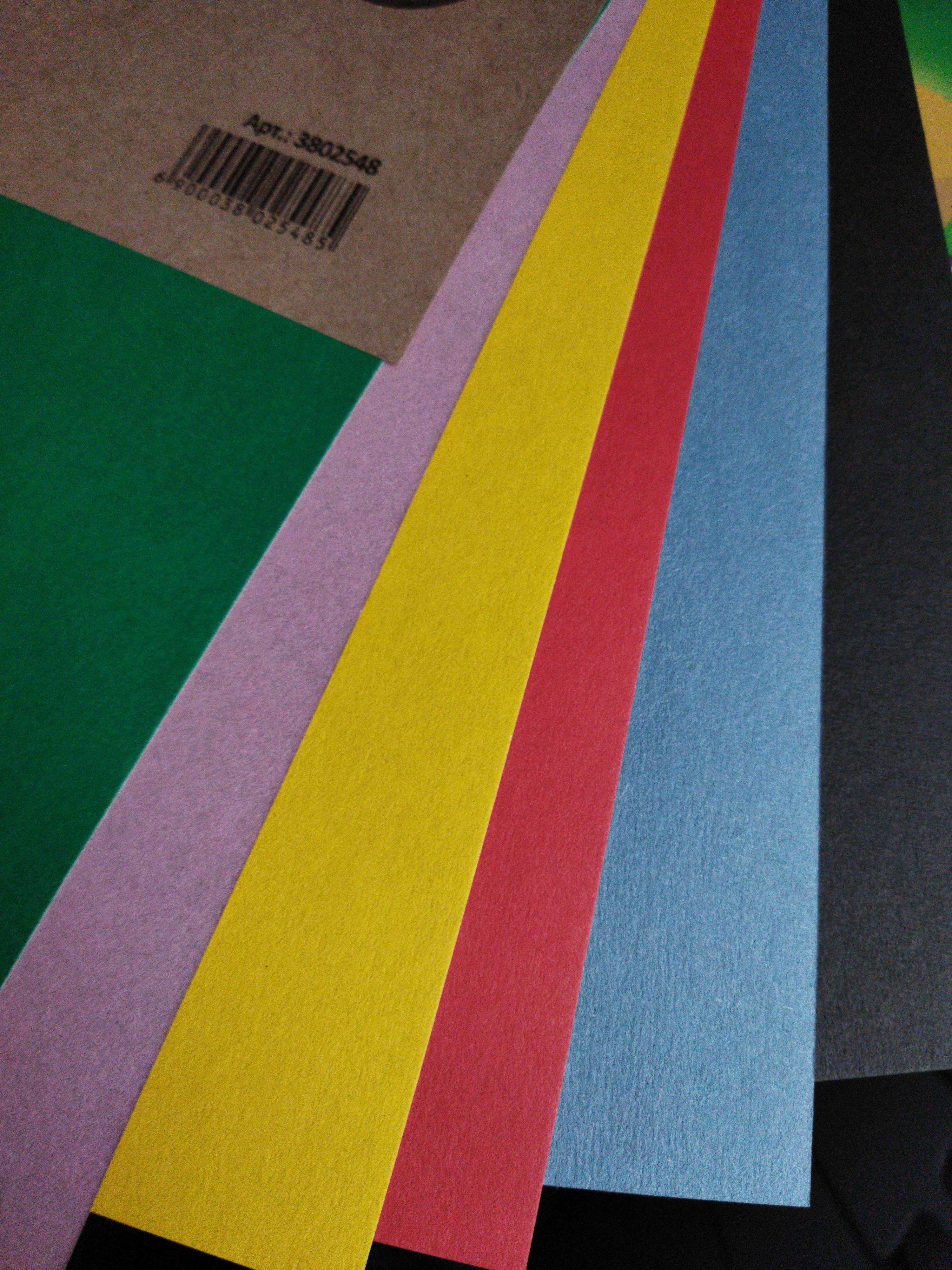 Фотография покупателя товара Картон цветной А4, 6 листов, 6 цветов, немелованный 220 г/м2, на скобе