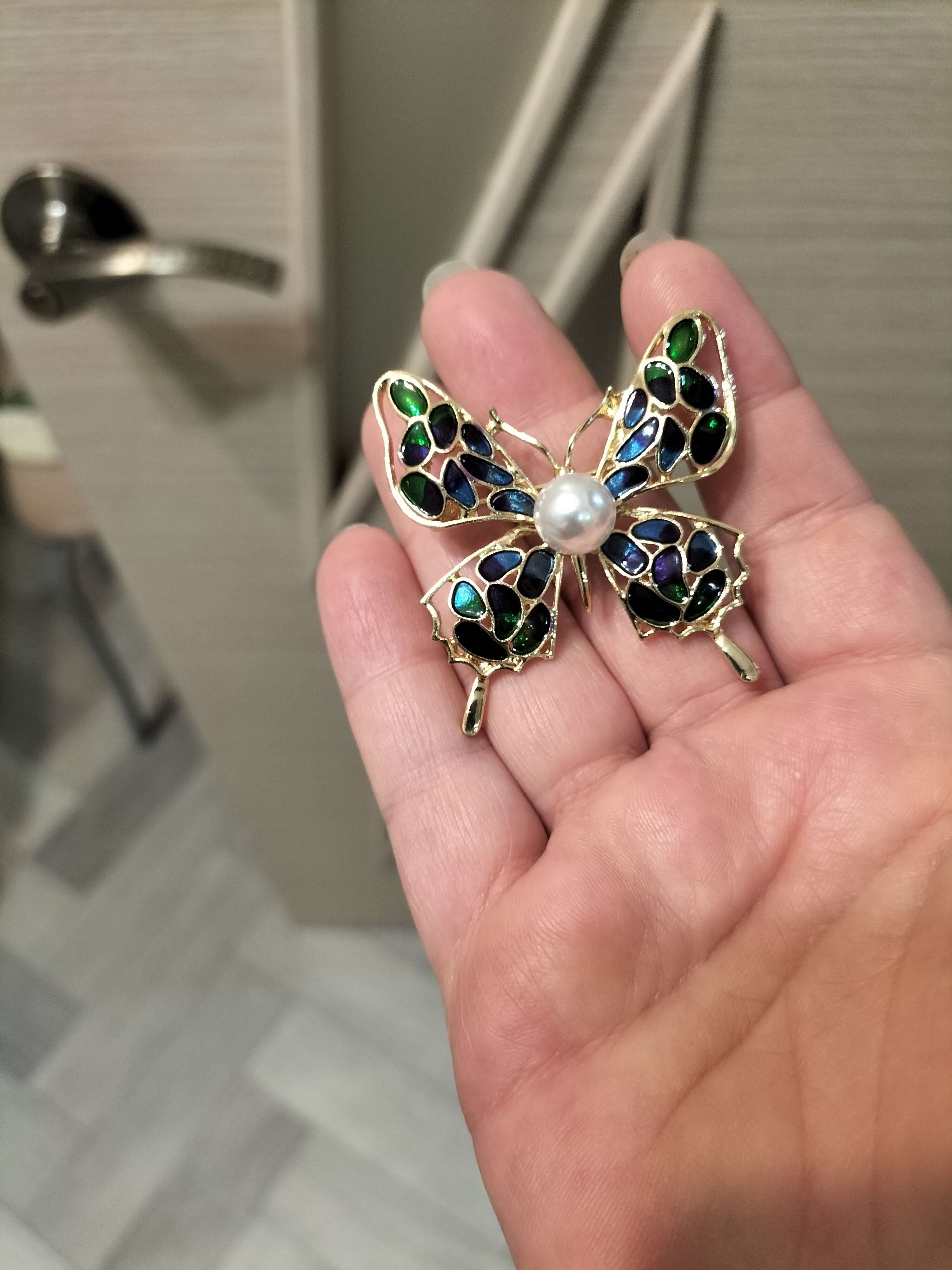 Фотография покупателя товара Брошь «Бабочка» бусинка, цветная в золоте - Фото 1