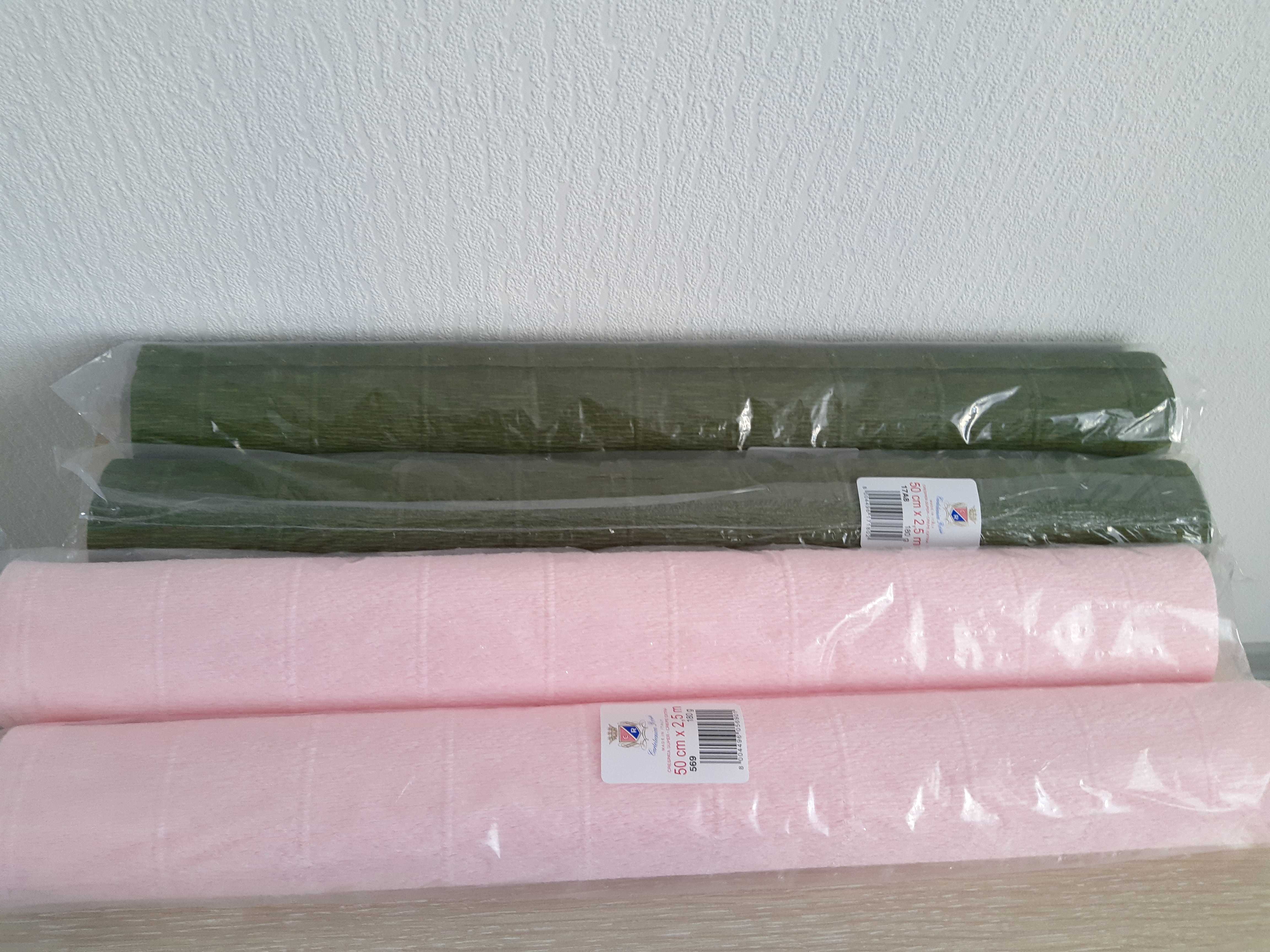 Фотография покупателя товара Бумага для упаковок и поделок, Cartotecnica Rossi, гофрированная, светлая, розовая, однотонная, двусторонняя, рулон 1шт., 0,5 х 2,5 м - Фото 1