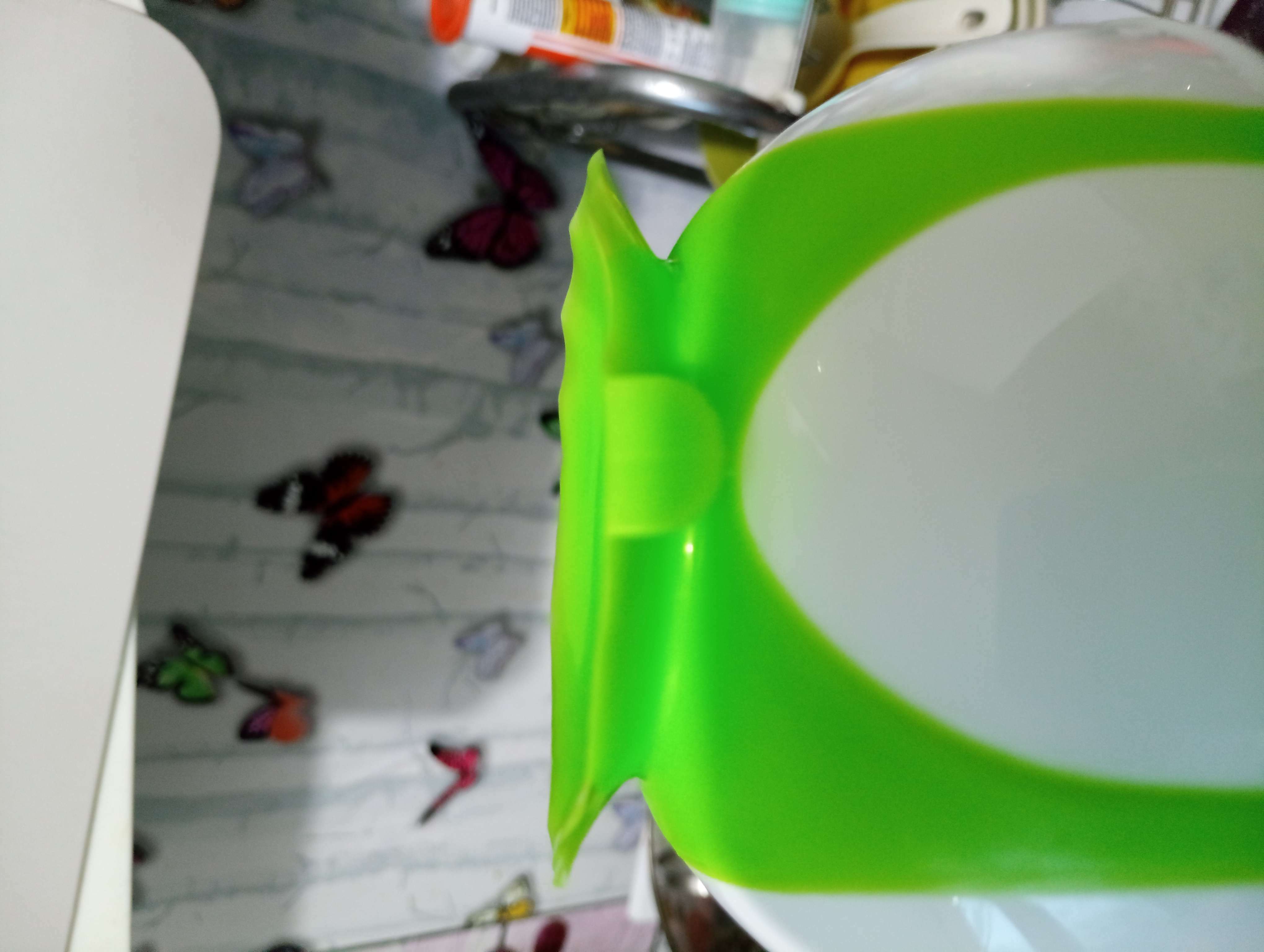 Фотография покупателя товара Набор для кормления, 3 предмета: миска 350 мл на присоске, крышка, ложка, цвет зелёный - Фото 5