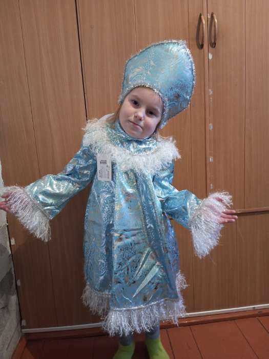 Фотография покупателя товара Карнавальный костюм "Снегурочка с кокеткой", атлас, кокошник, платье, р-р 34, рост 134 см - Фото 1