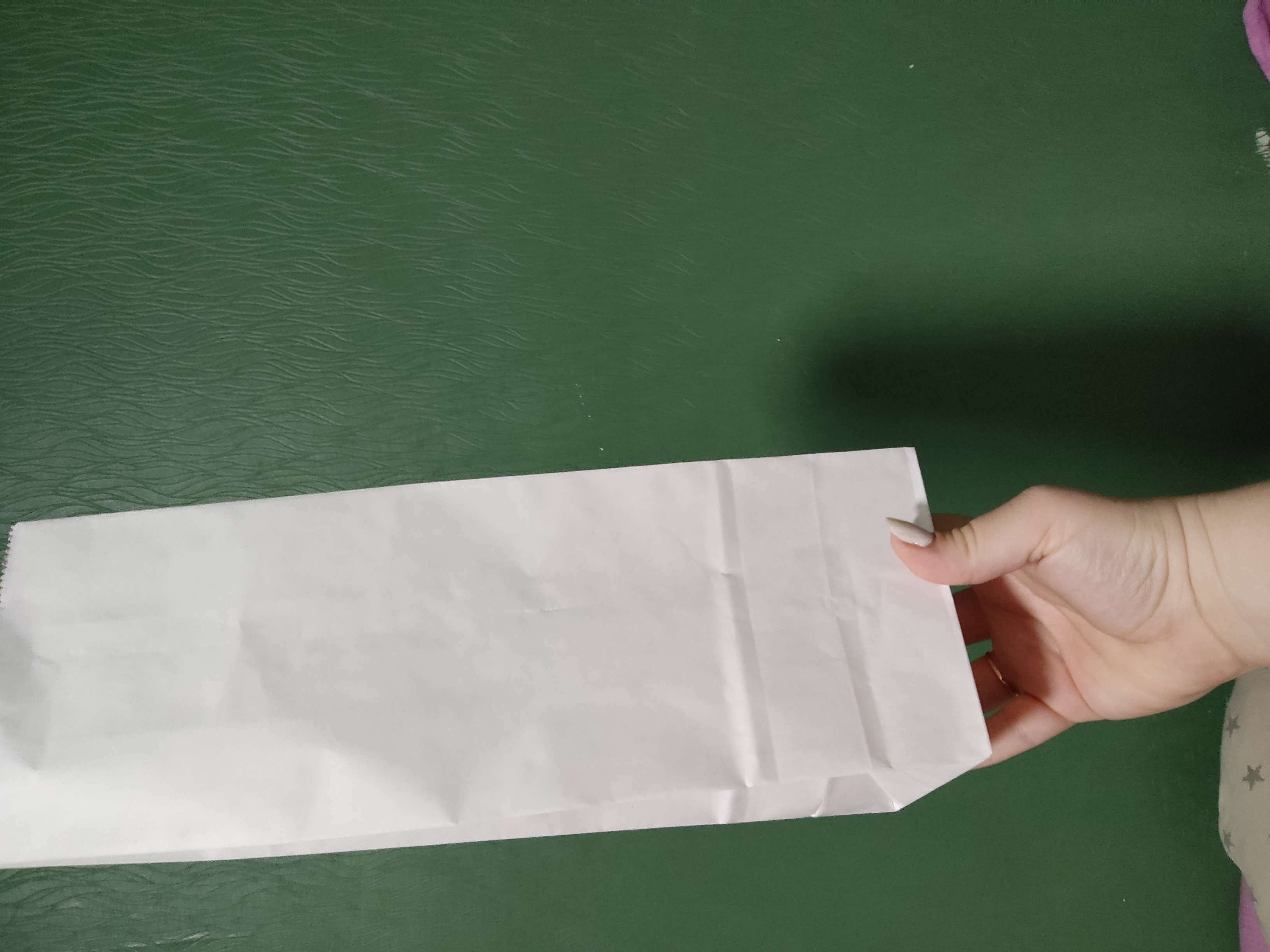 Фотография покупателя товара Пакет бумажный фасовочный, белый, прямоугольное дно 12 х 8 х 33 см