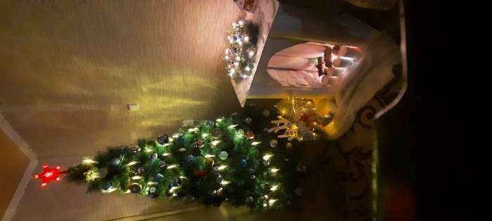 Фотография покупателя товара Гирлянда «Нить» 4 м с насадками «Свечи на прищепке», IP20, тёмная нить, 20 LED, свечение тёплое белое, 220 В - Фото 18