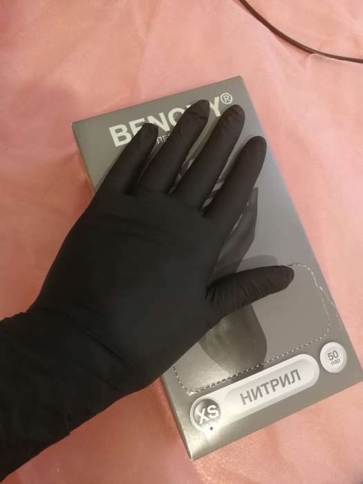 Фотография покупателя товара Перчатки медицинские "BENOVY", нитрил, нестерильные, черные, размер XS, 50 пар - Фото 1
