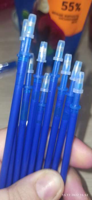 Фотография покупателя товара Набор ручка гелевая со стираемыми чернилами, пишущий узел 0.5 мм, чернила синие+9 синих стержней - Фото 68