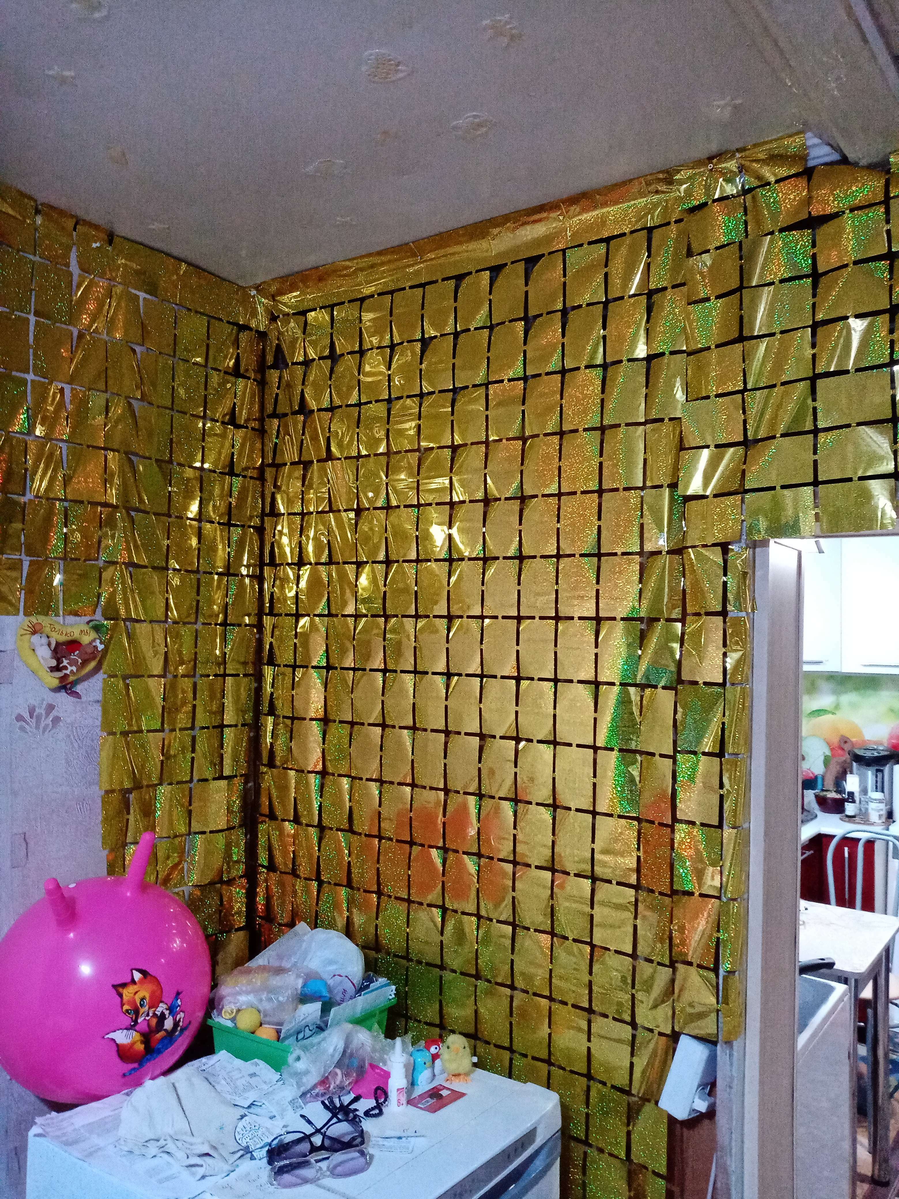 Фотография покупателя товара Праздничный занавес голография 100*200 см., цвет золотой - Фото 1