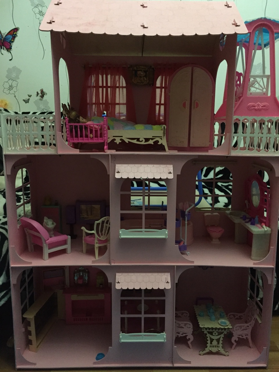 Фотография покупателя товара Конструктор «Большой кукольный дом», без мебели и текстиля, фанера — 3 мм, этаж: 33 см - Фото 26