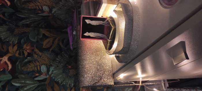 Фотография покупателя товара Сумка-клатч на клапане, длинная цепь, цвет бронзовый - Фото 1