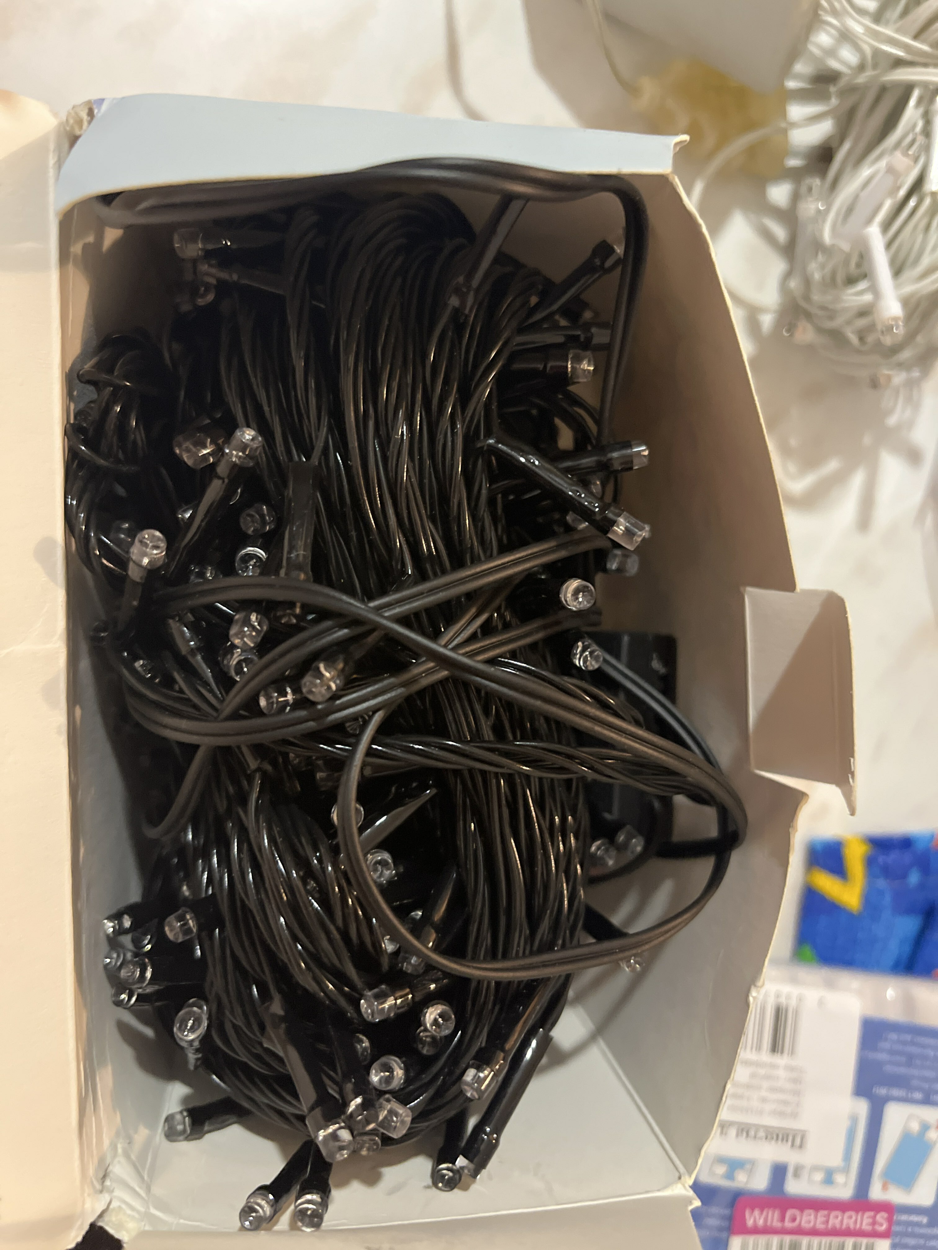 Фотография покупателя товара Гирлянда «Нить» 5 м, IP20, прозрачная нить, 50 LED, 8 режимов, 220 В, свечение белое - Фото 114