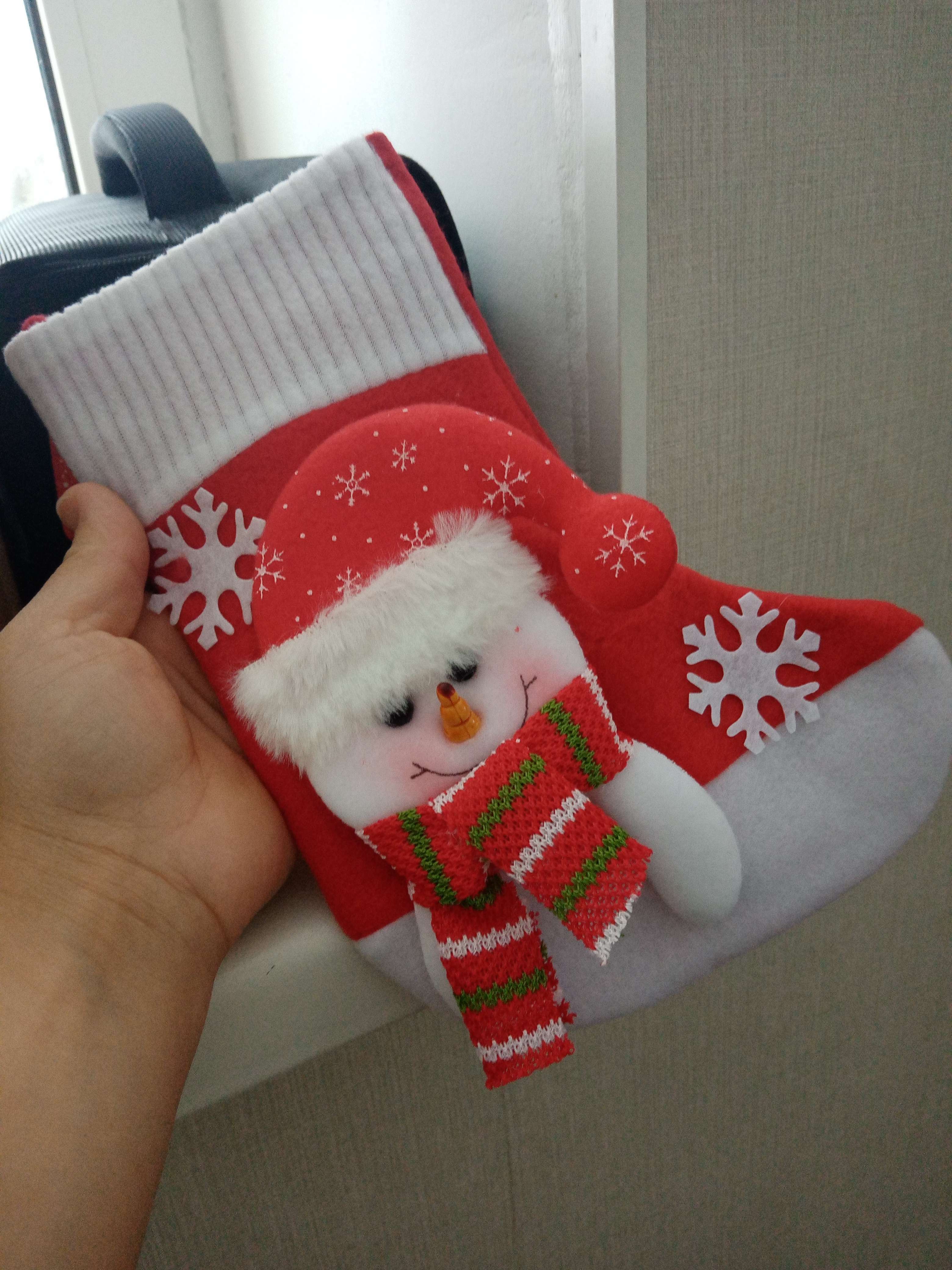 Фотография покупателя товара Носок для подарков "Снегопад" Снеговик, 18х26 см, бело-красный - Фото 1