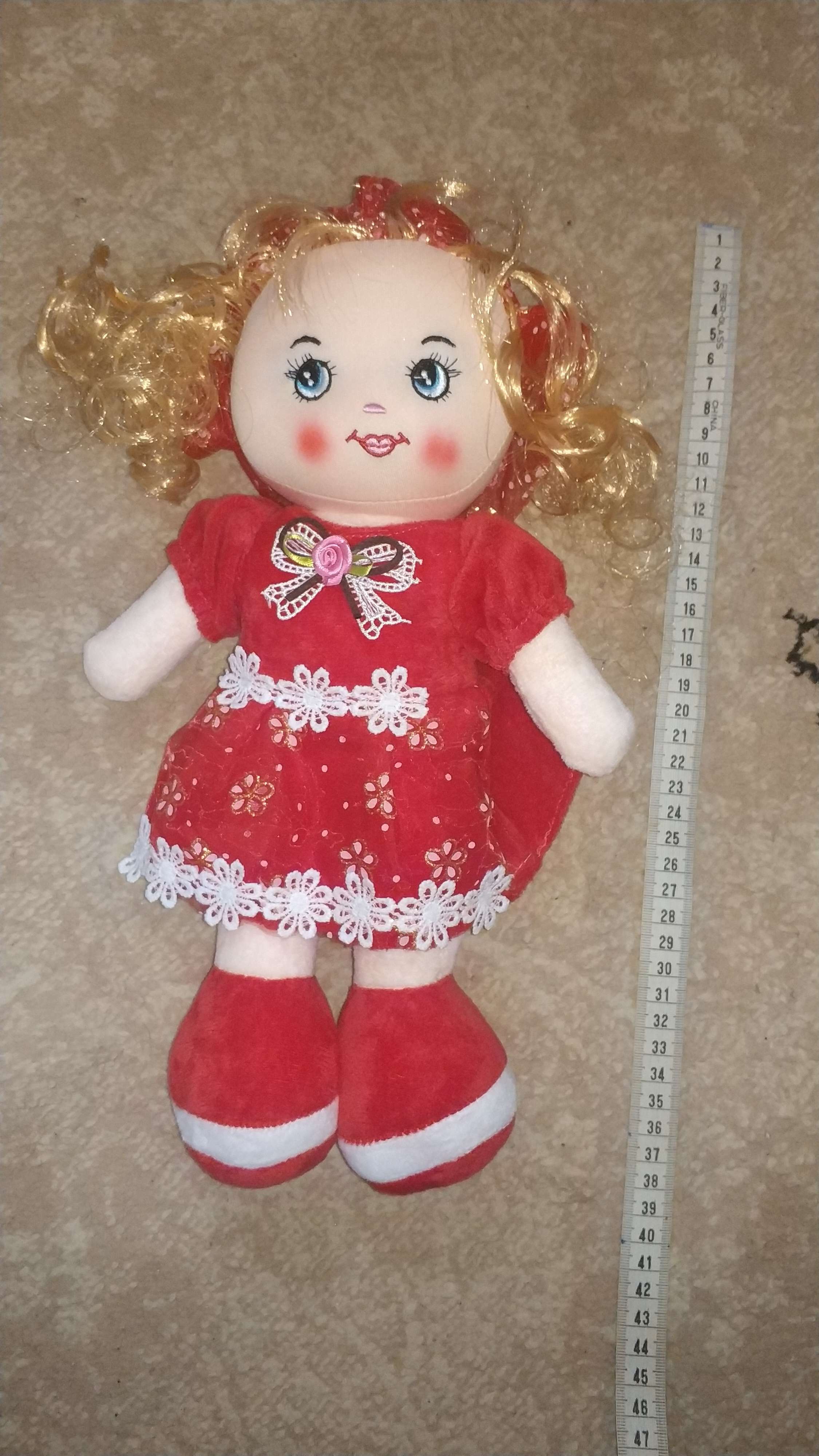 Фотография покупателя товара Мягкая кукла «Девчушка», юбочка в цветочек, 45 см, цвета МИКС - Фото 2