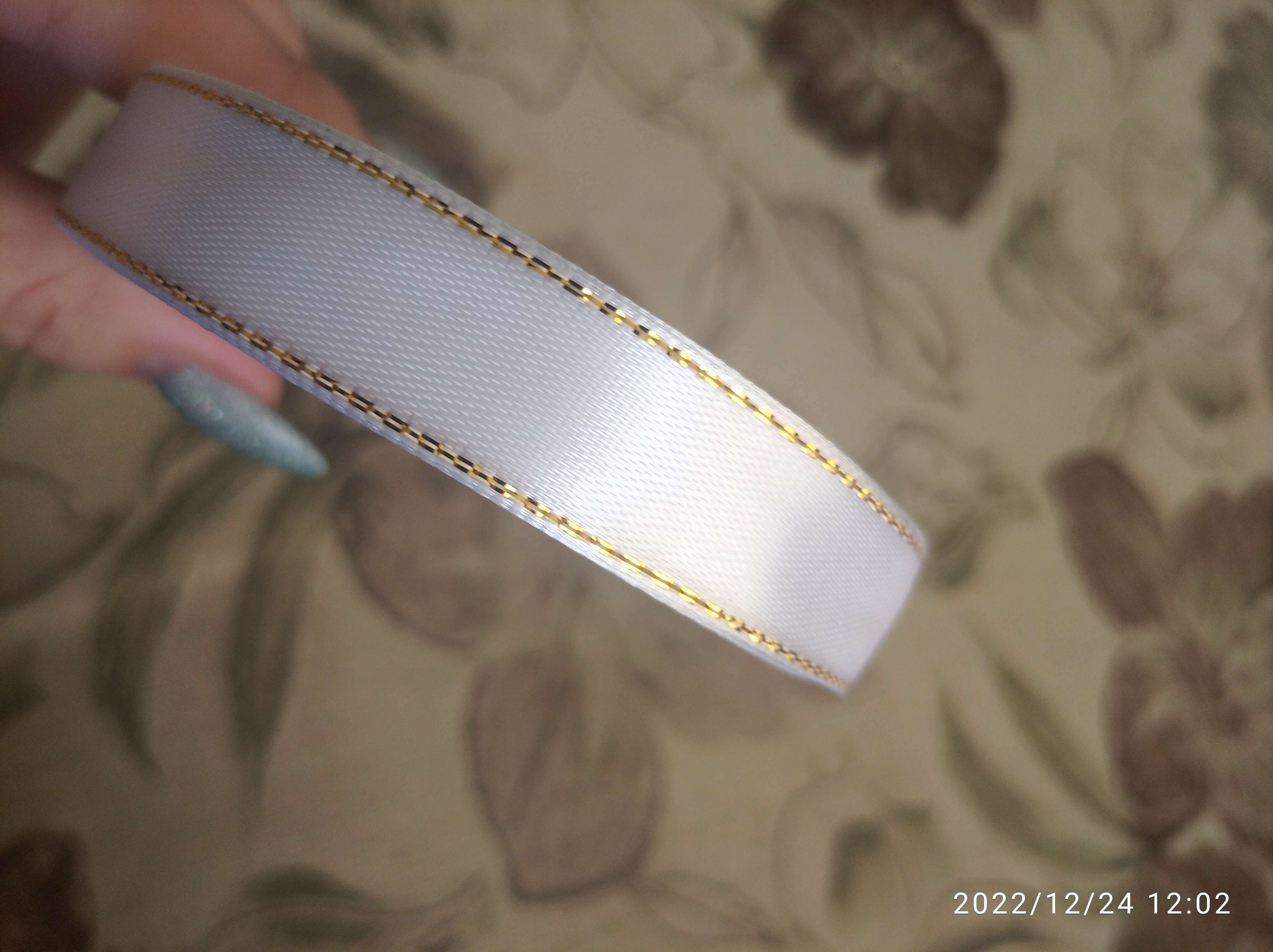 Фотография покупателя товара Лента атласная «Золотые нити», 15 мм × 23 ± 1 м, цвет белый №001