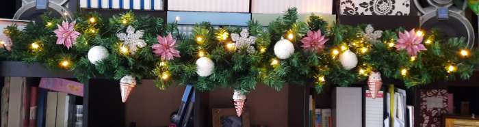 Фотография покупателя товара Ёлочные игрушки «Пушинка - бисер», шары новогодние, d=5.5 см, набор 6 шт., белый - Фото 3