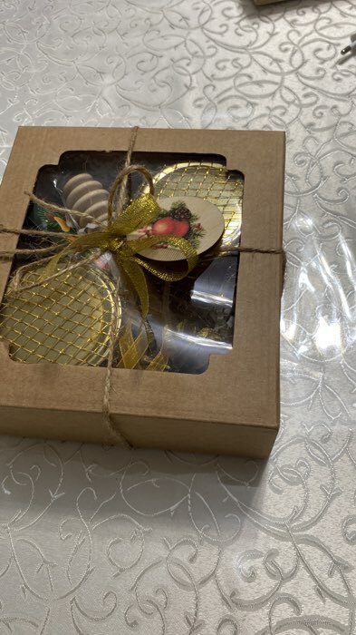 Фотография покупателя товара Коробка подарочная, крышка-дно, "Новогодний принт", 14,5 х 14,5 х 6 см - Фото 21
