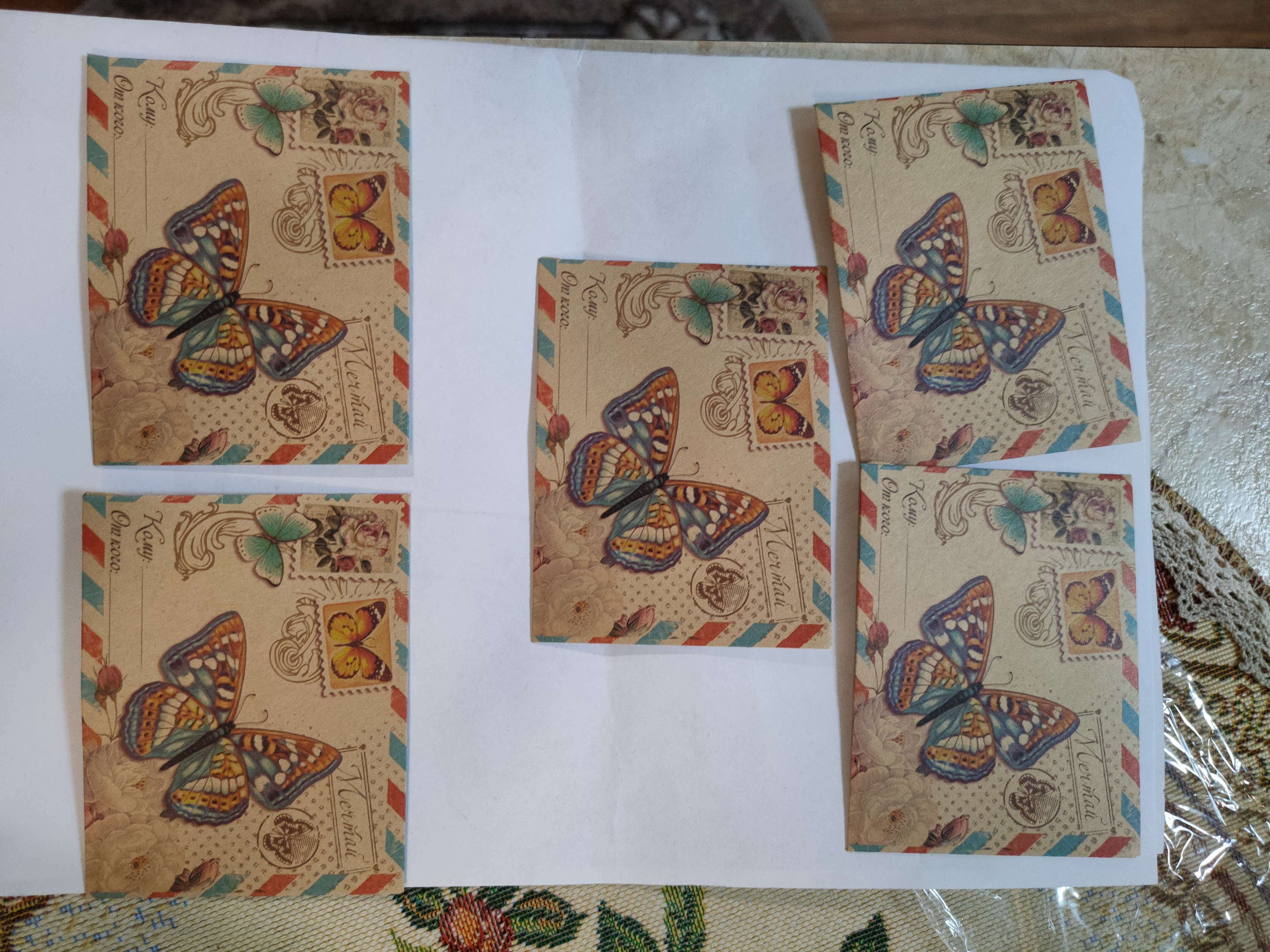 Фотография покупателя товара Конверт подарочный «Бабочки», 7,5 × 9,8 см - Фото 1