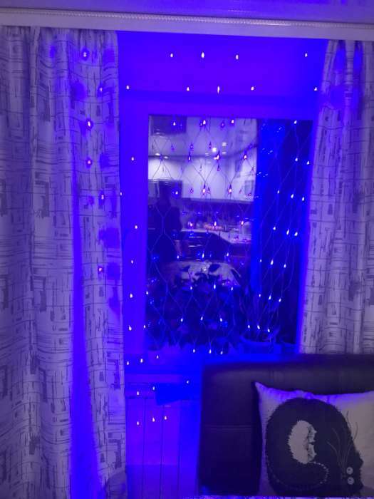 Фотография покупателя товара Гирлянда «Сеть» 1.6 × 1.6 м, IP20, прозрачная нить, 144 LED, свечение синее, 8 режимов, 220 В