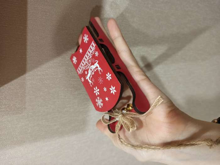 Фотография покупателя товара Новогодняя подвеска «Санки с узорами» 2,3х5,5х13 см - Фото 2