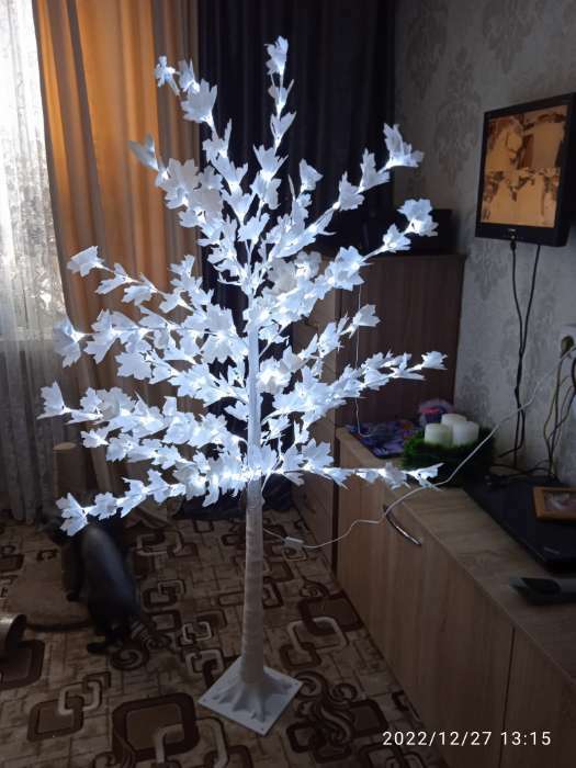 Фотография покупателя товара Светодиодное дерево «Клён белый» 1.6 м, 160 LED, постоянное свечение, 220 В, свечение белое - Фото 3