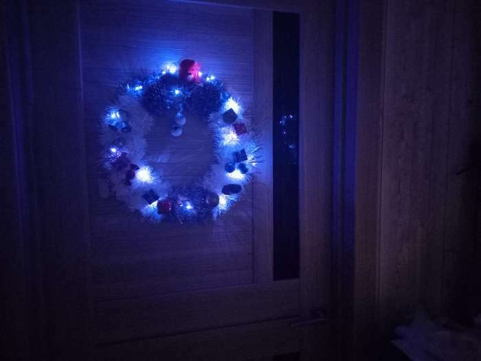Фотография покупателя товара Гирлянда «Нить» 2 м роса, IP20, серебристая нить, 20 LED, свечение фиолетовое, CR2032х2 - Фото 1