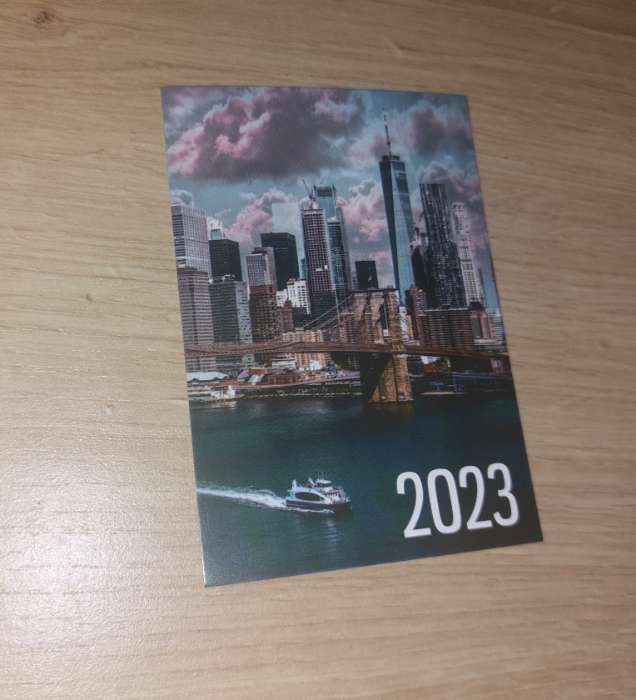 Фотография покупателя товара Карманный календарь "Мегаполис - 1" 2025 год, 7х10 см, МИКС - Фото 5
