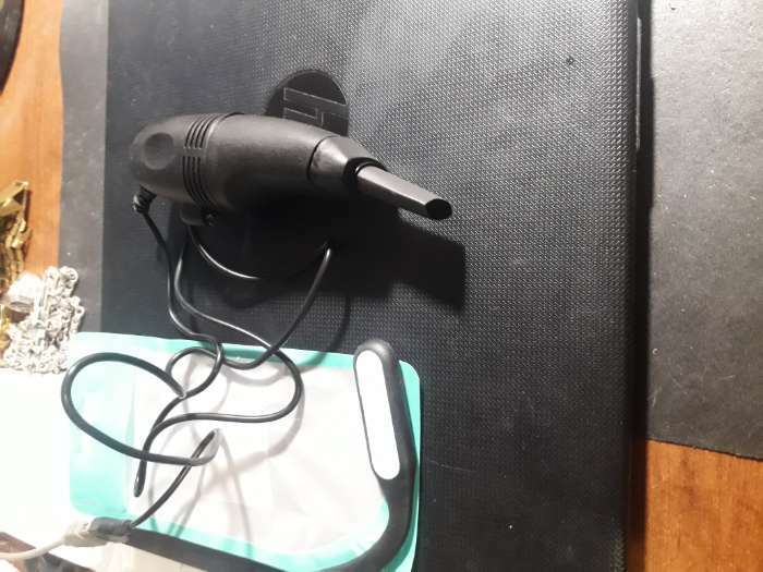 Фотография покупателя товара USB Пылесос LuazON MR-01, для ПК, с насадками, USB, чёрный