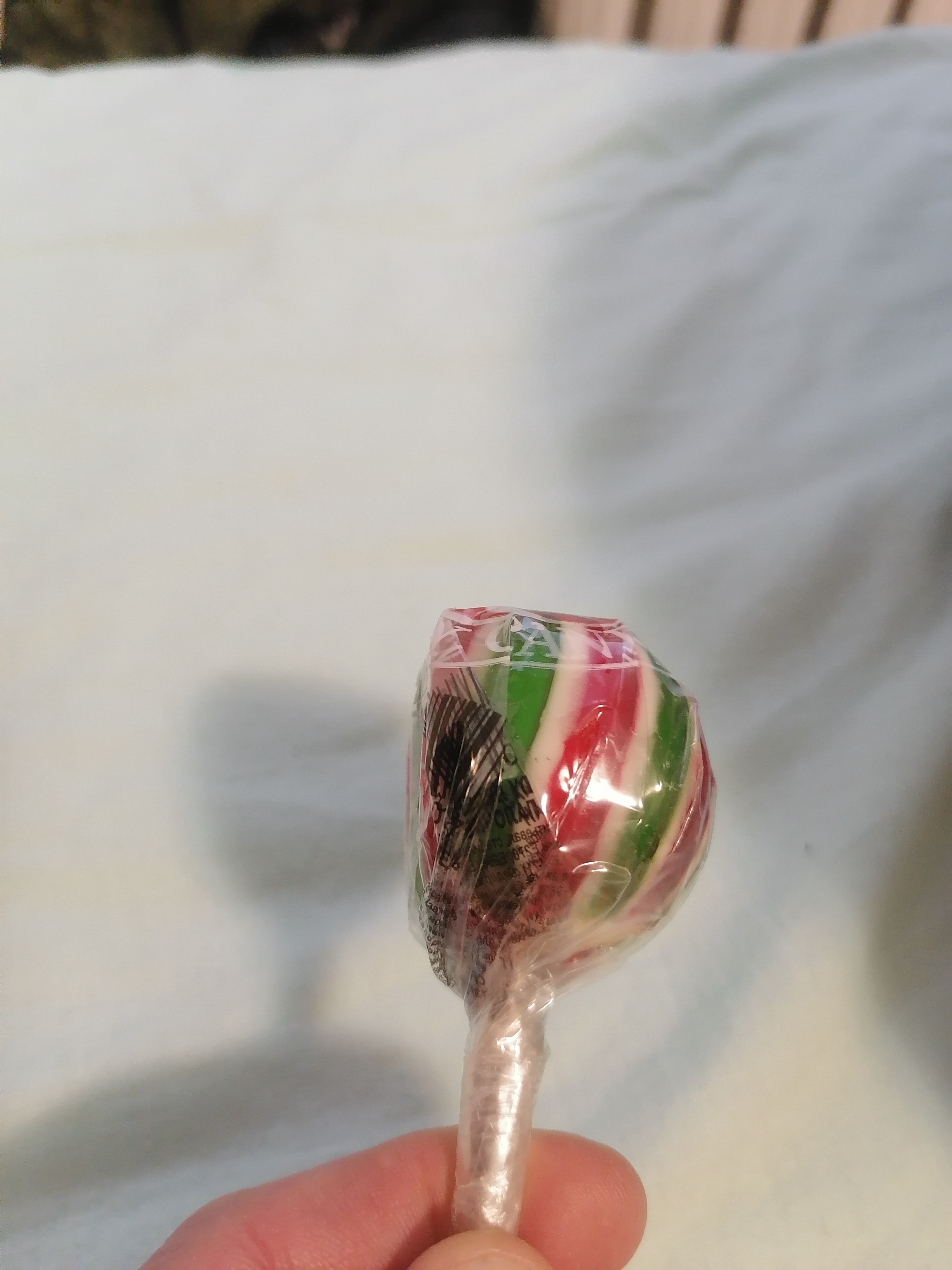 Фотография покупателя товара УЦЕНКА Большой круглый леденец «Больших сладостей», вкус: арбуз, 40 г.