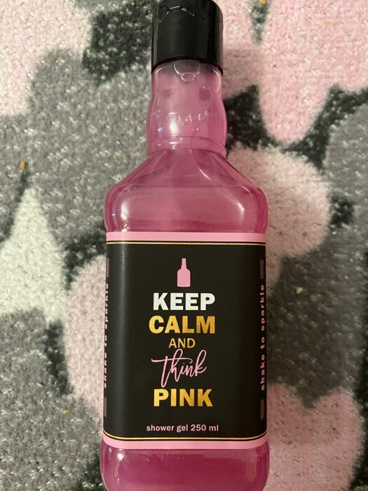 Фотография покупателя товара Гель для душа Keep calm and think pink, 250 мл, аромат сладкого вермута, ЧИСТОЕ СЧАСТЬЕ