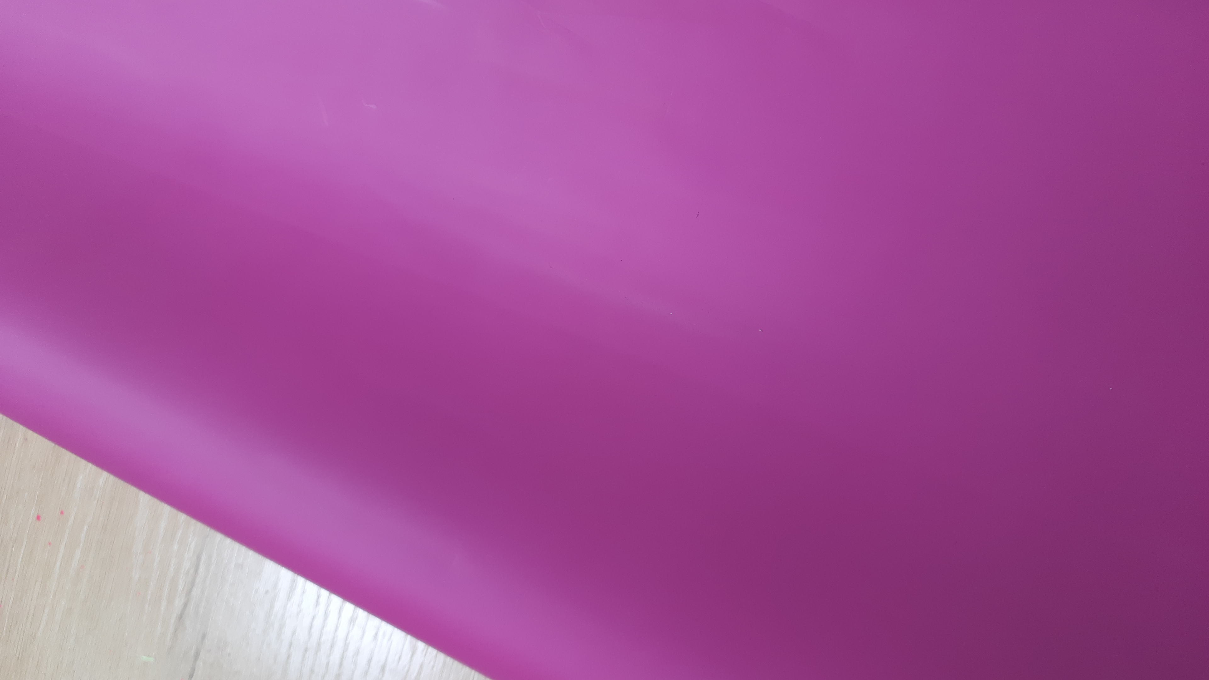 Фотография покупателя товара Пленка перламутровая, двусторонняя, насыщенный розовый, 0,5 х 10 м - Фото 2