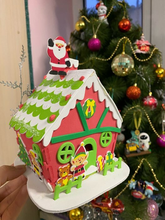Фотография покупателя товара Набор для творчества - создай новогоднее украшение "Дом Деда Мороза" - Фото 1