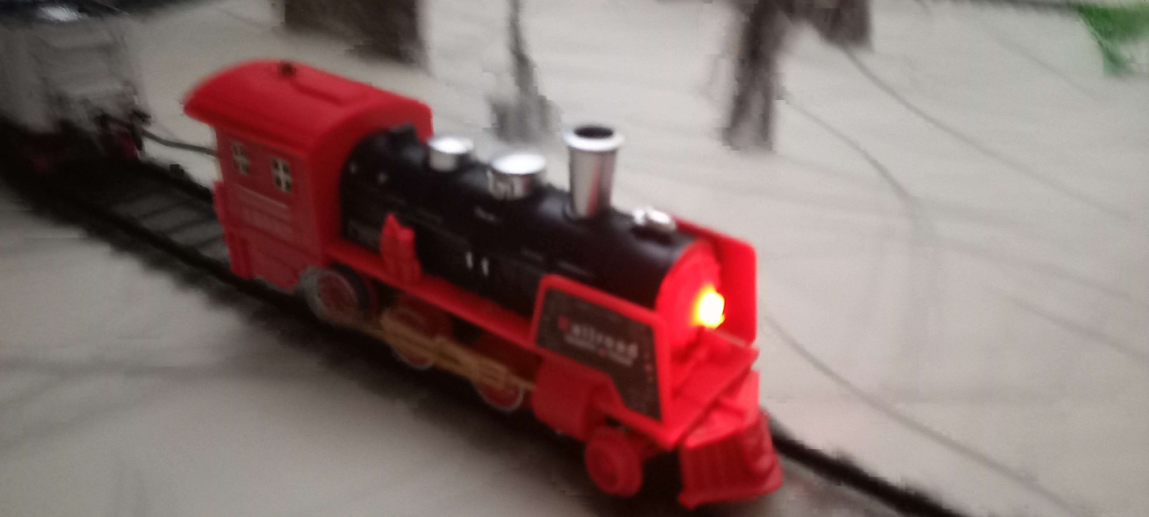 Фотография покупателя товара Железная дорога «Скорый поезд», радиоуправление, эффект дыма - Фото 5